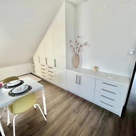 Apartment Zabovresky *